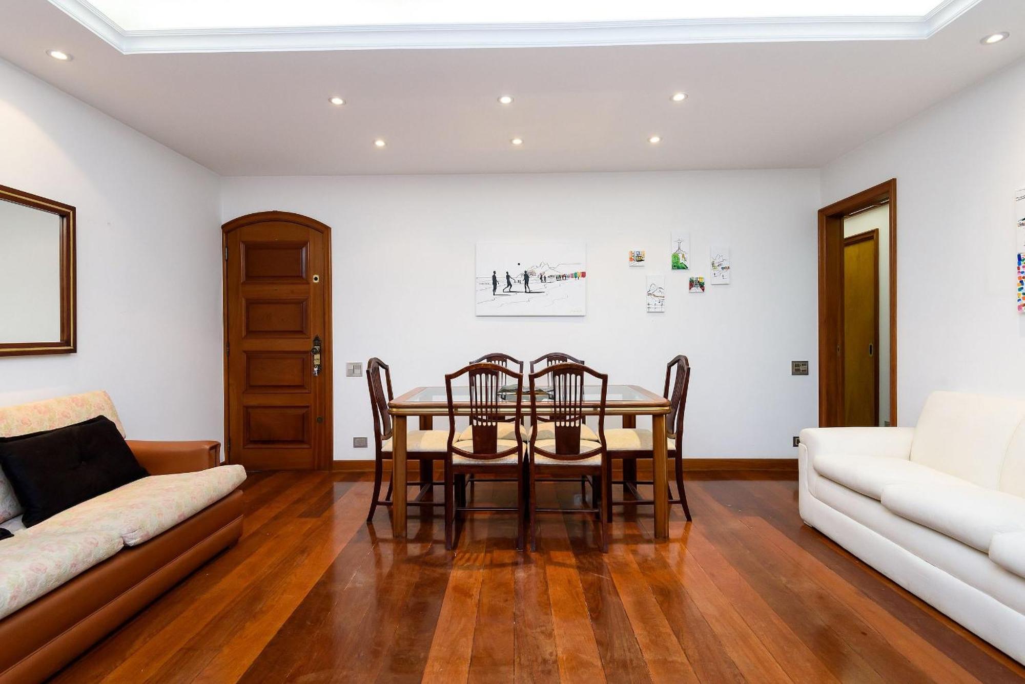 Apartamento Omar Do Rio - Gsm 300/701: Grande Apto P/ Até 7 Pessoas, Internet 250mbps, Garagem + Smart Tv, Workstation, A 06 Minutos Andando Da Praia Do Leblon E Do Metrô Río de Janeiro