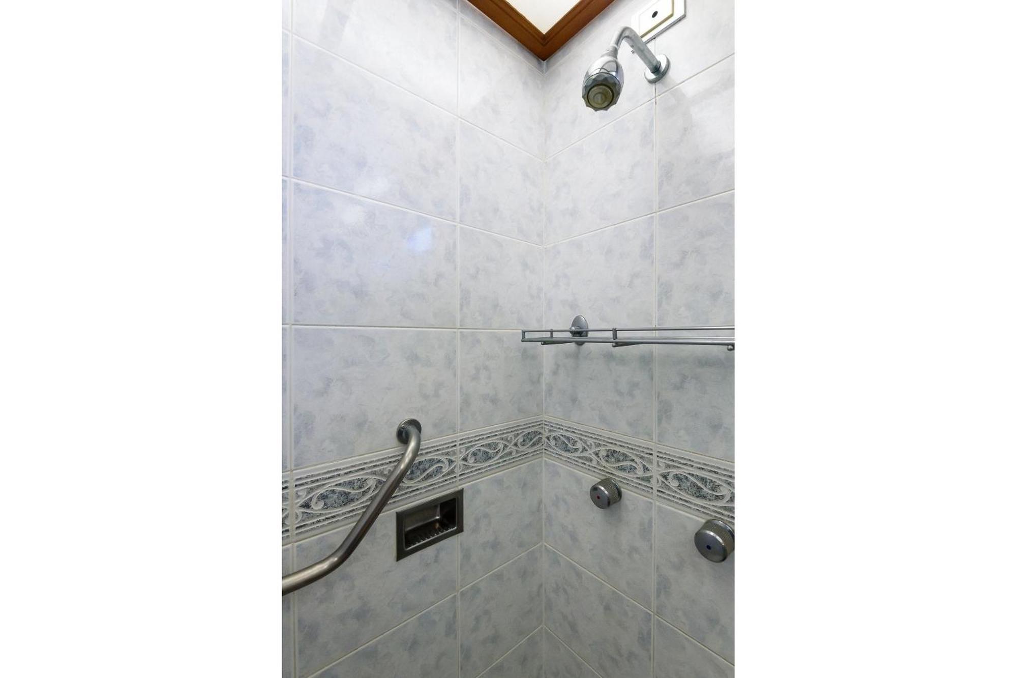 Apto Antigo No Leblon P/ 7 Pessoas | Gsm 300/701 Apartment